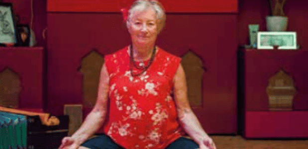 Foto Caro Bonink Yoga als je oud bent