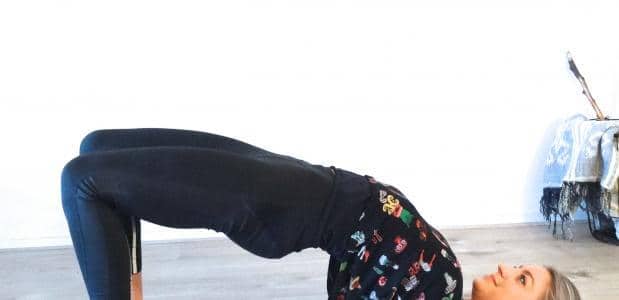 Setu Bandha Sarvangasana – Bridge Pose . Foto: Jessica Veth