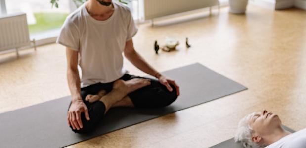 Yoga met een therapeut