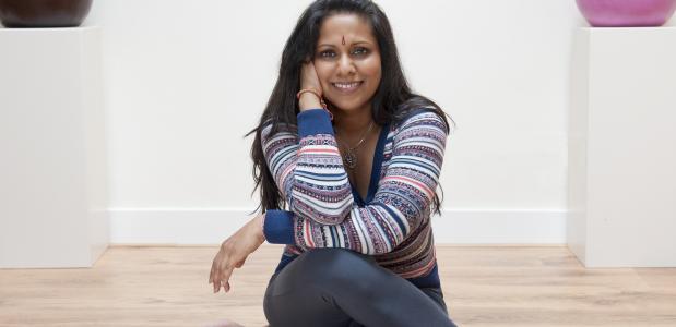 Savitri Sattoe yogascholen special