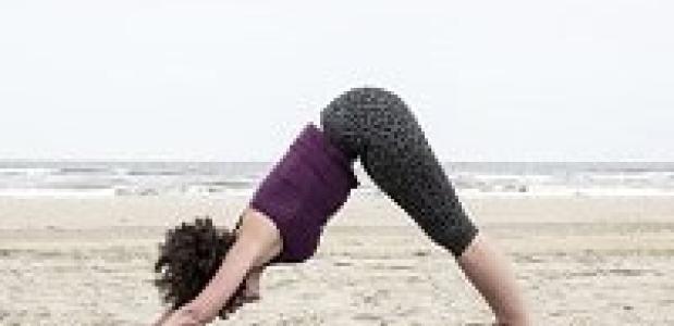 Karina Delfos, Yoga Lifestyle