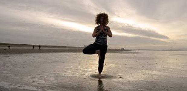 Karina Delfos, Yoga Lifestyle