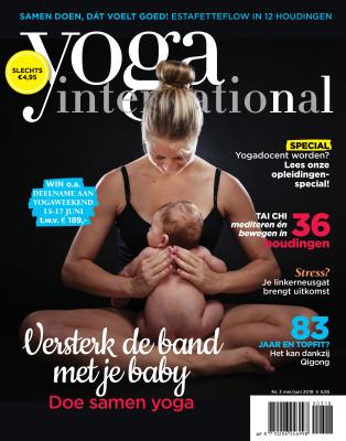 Yoga International met baby yoga