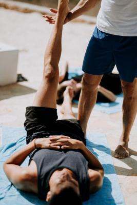 Is Yoga belangrijk voor mensen die zwaar fysiek werk doen?